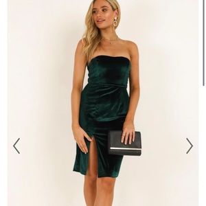 Green showpo dress. Size 8. NWT